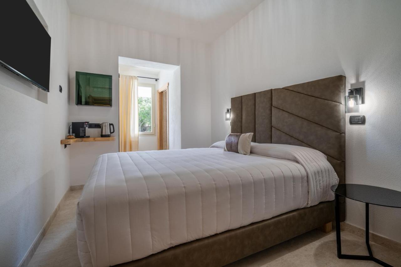 Paghe Eco Luxury Experience Hotel Buddusò Buitenkant foto